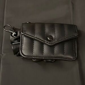 NEW BÉIS Credit Card Pouch + Scrunchie from The Koozie Sling — Limited Edition!
